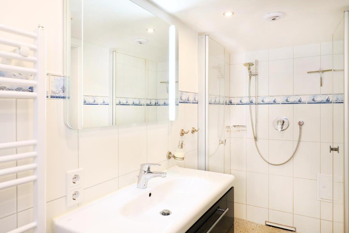 Appartement & Ferienwohnungen Thiess Rostock Extérieur photo