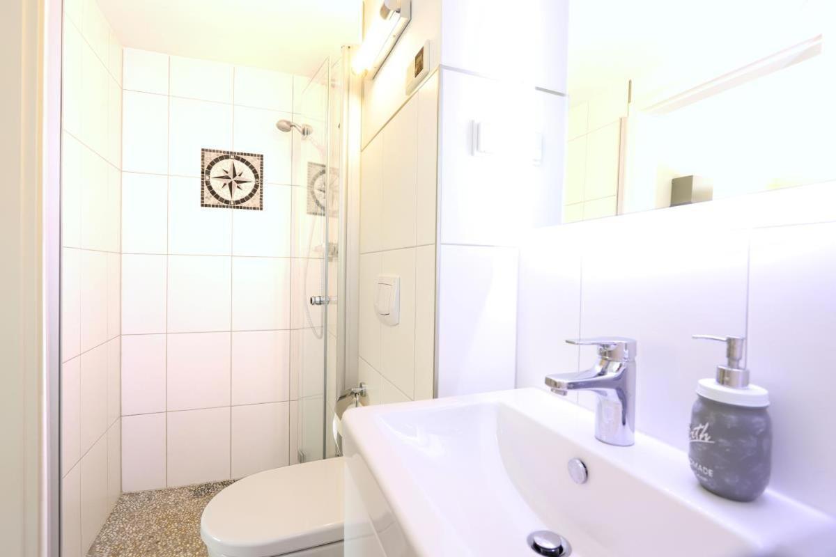 Appartement & Ferienwohnungen Thiess Rostock Extérieur photo